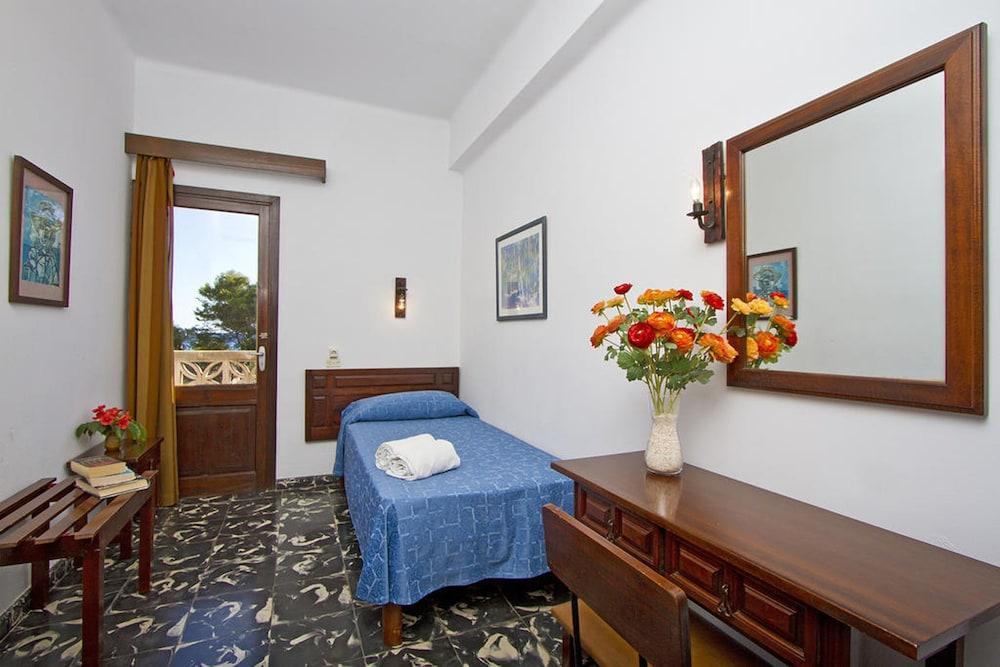 Boutique Hotel Oriola Cala de Sant Vicenc 외부 사진