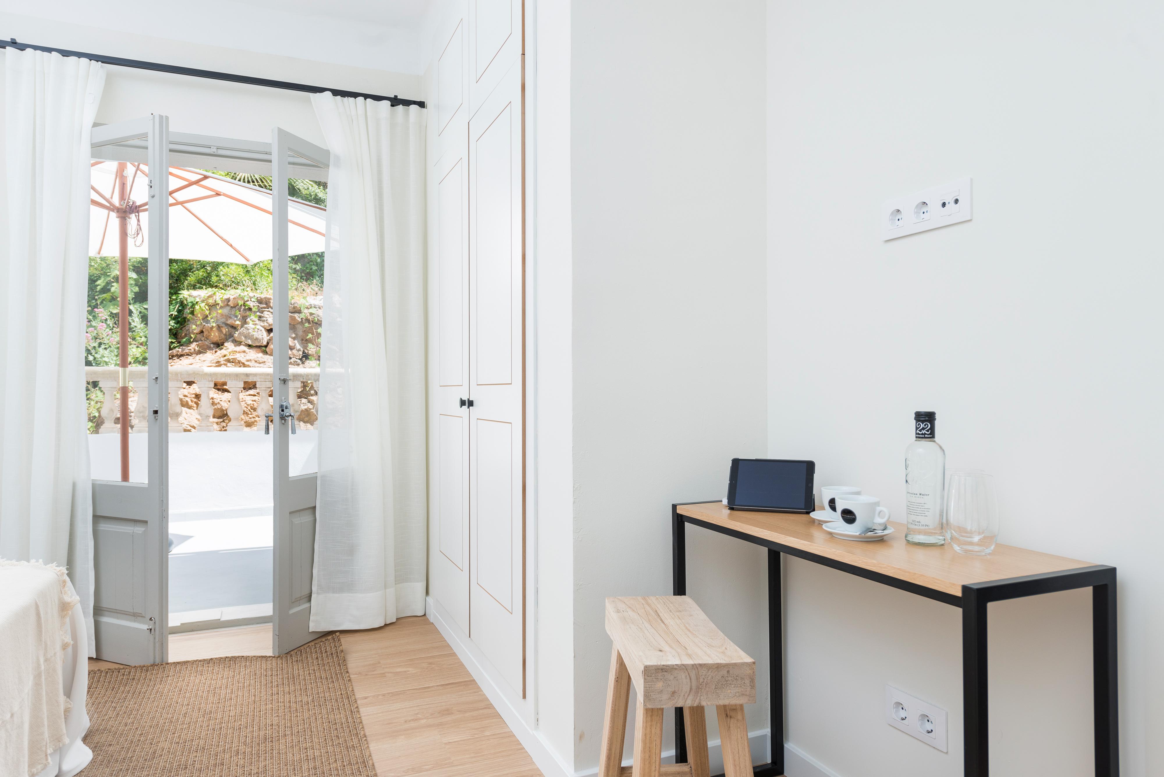 Boutique Hotel Oriola Cala de Sant Vicenc 외부 사진