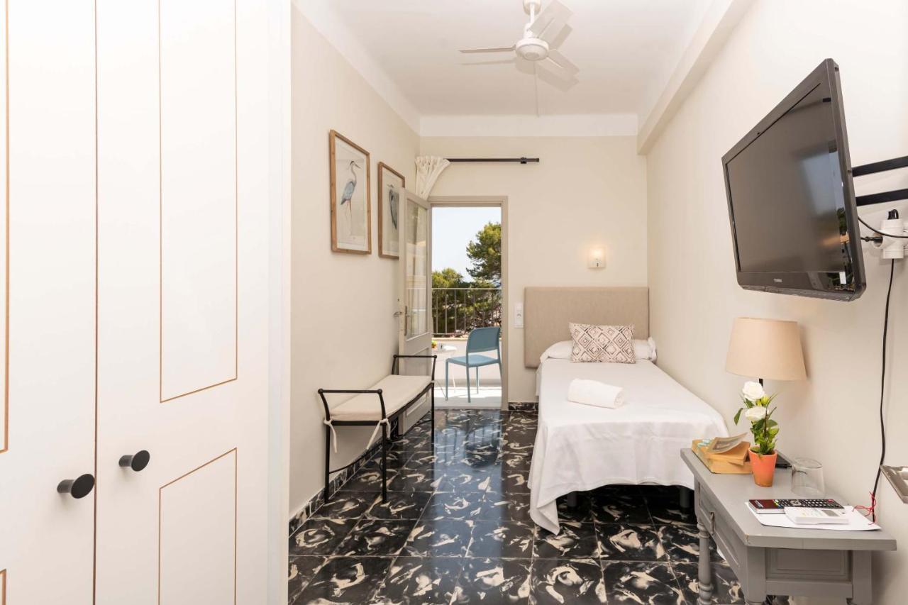 Boutique Hotel Oriola Cala de Sant Vicenc 외부 사진