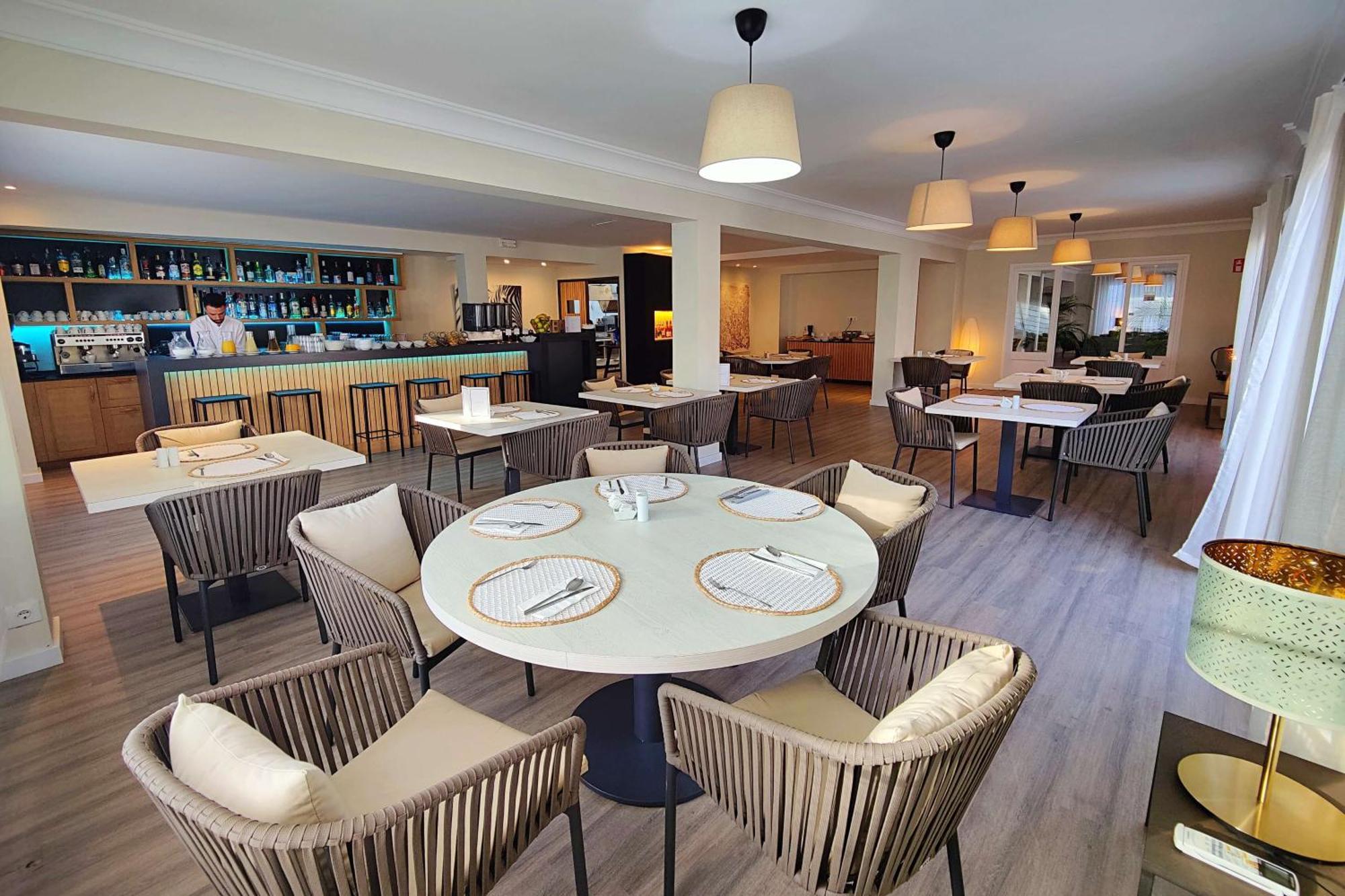 Boutique Hotel Oriola Cala de Sant Vicenc 외부 사진