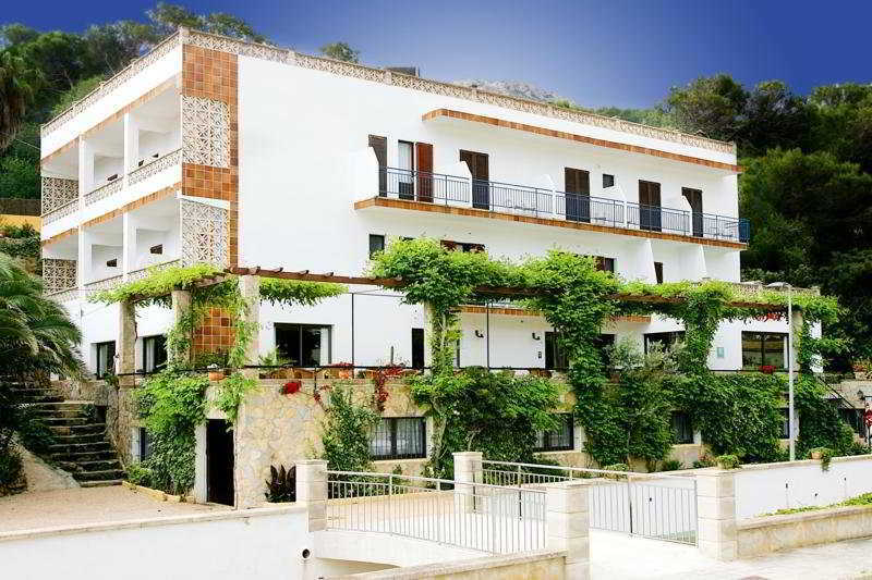Boutique Hotel Oriola Cala de Sant Vicenc 외부 사진